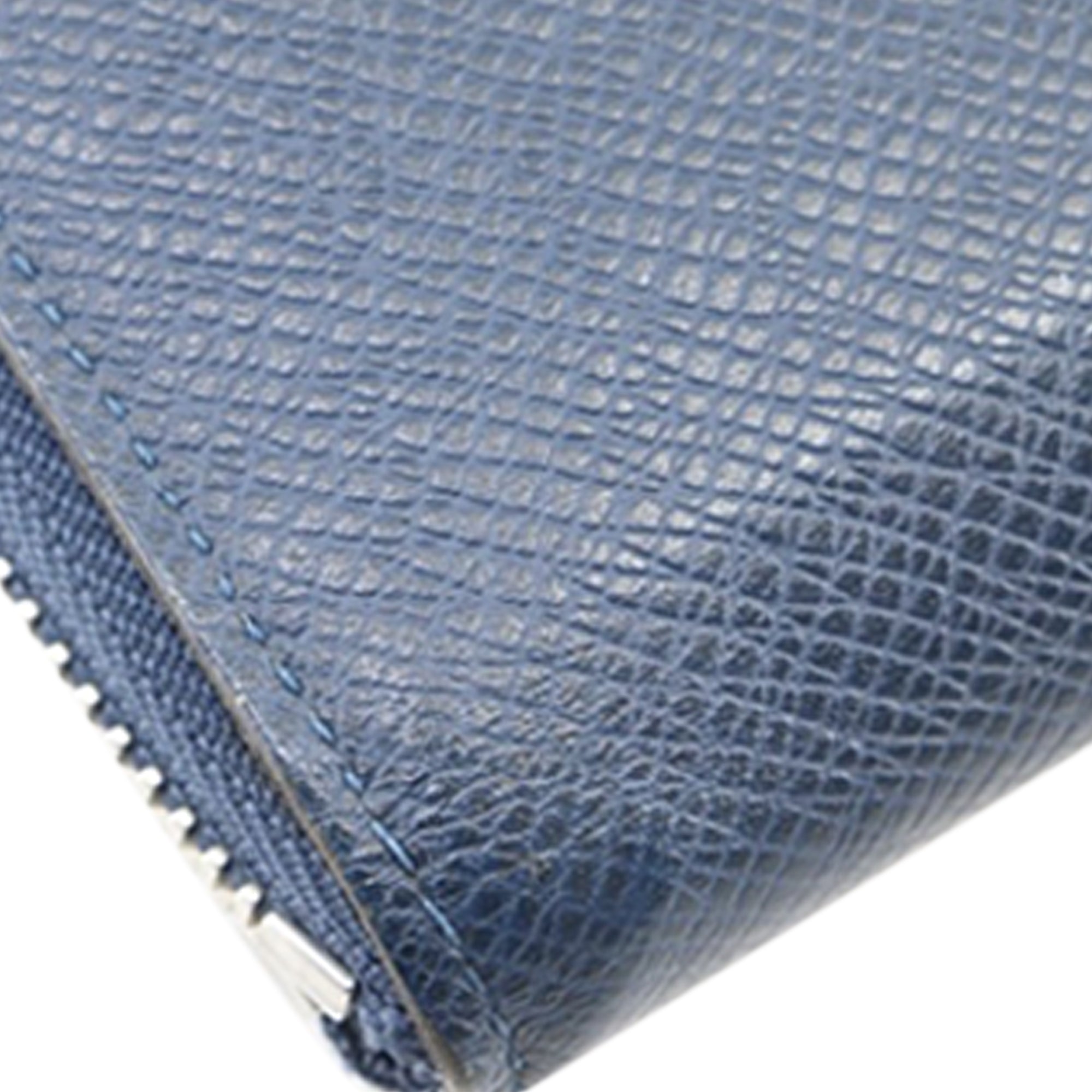Taiga Zippy Vertical Long Wallet - Image 20