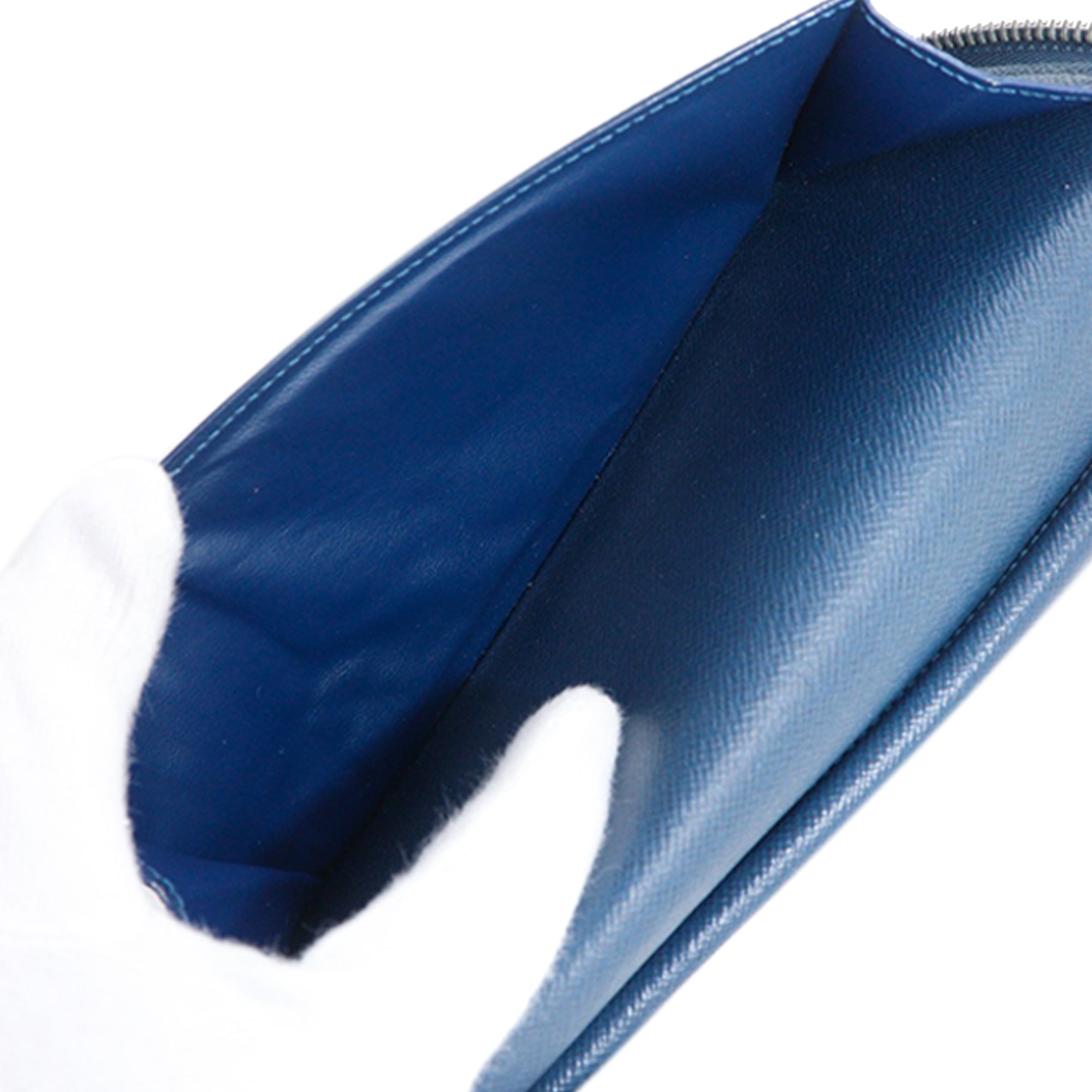 Taiga Zippy Vertical Long Wallet - Image 7