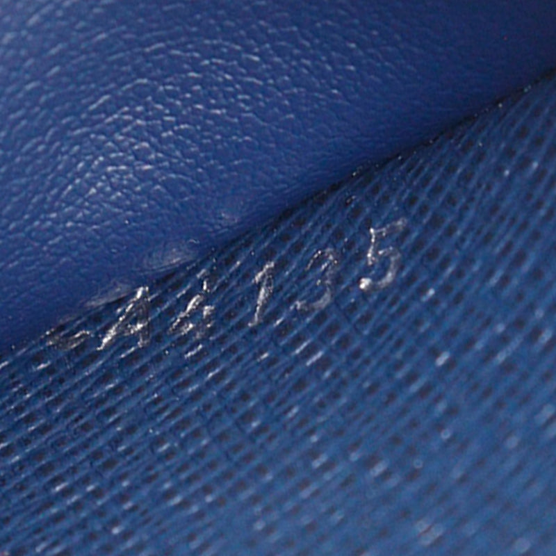 Taiga Zippy Vertical Long Wallet - Image 8