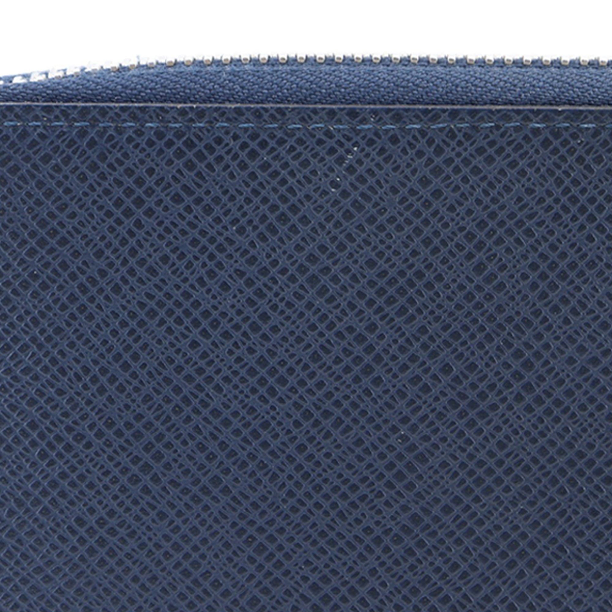 Taiga Zippy Vertical Long Wallet - Image 9