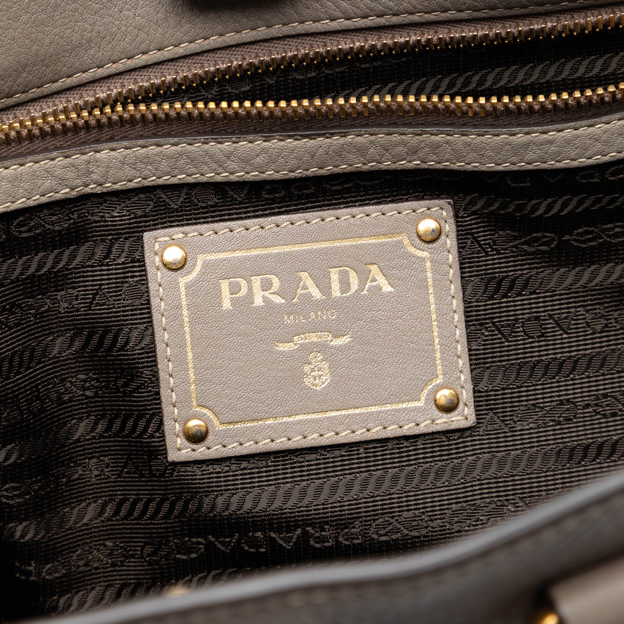 Vitello Daino Open Convertible Tote - Image 5