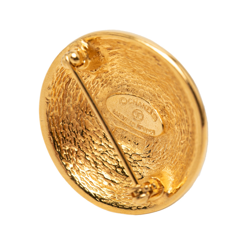 CC Gold Plated Quilted Round Brooch - Image 3
