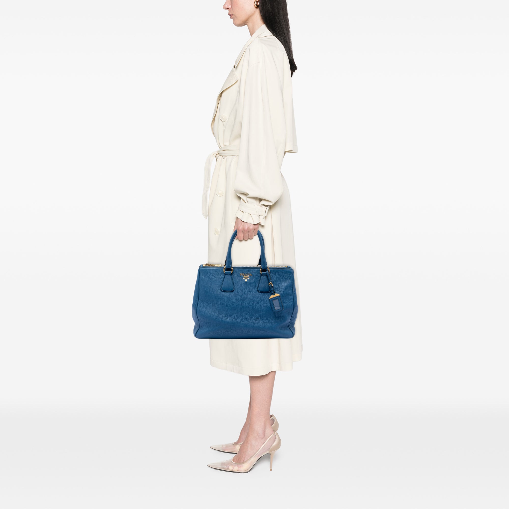 Vitello Daino Double Zip Convertible Tote - Image 6