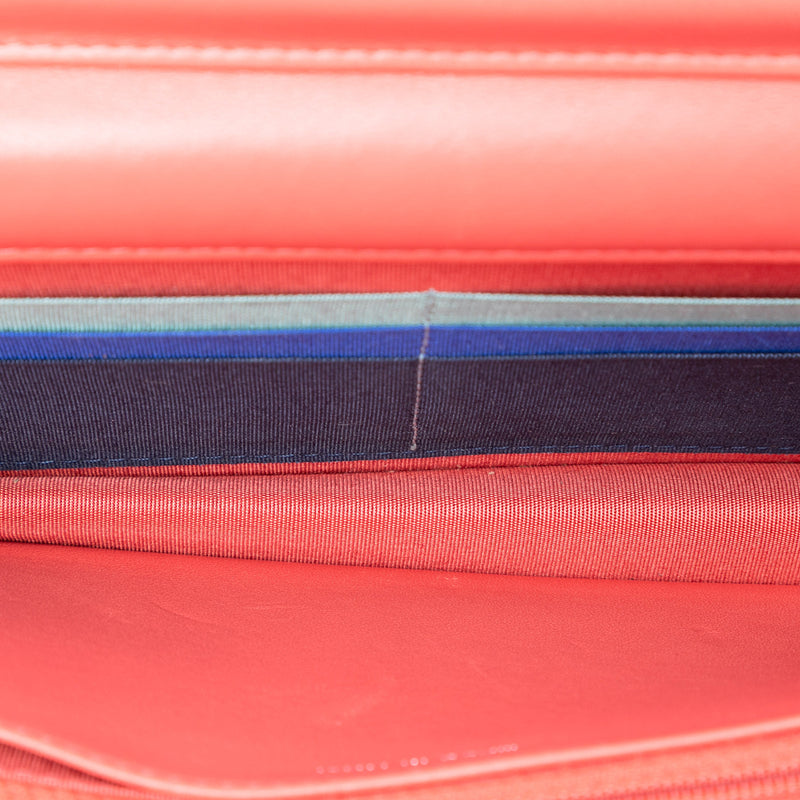 CC Quilted Lambskin Multicolor Border Full Flap Wallet on Chain - Image 4