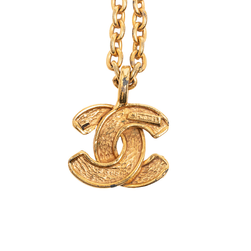 Gold Plated Quilted CC Pendant Necklace - Image 2