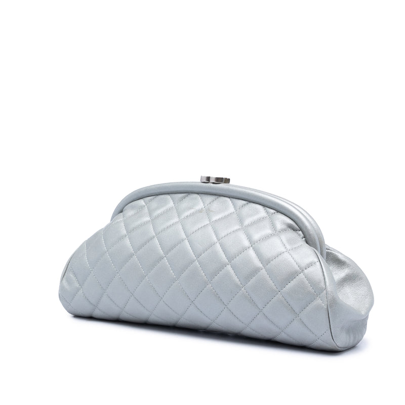 Quilted Lambskin Timeless Kisslock Clutch - Image 2