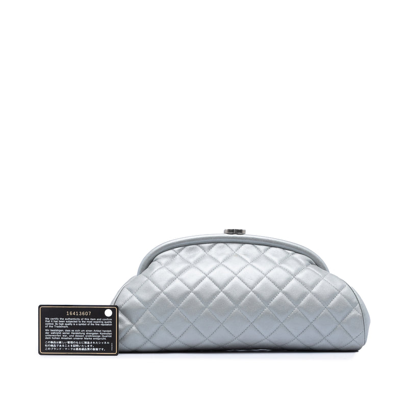 Quilted Lambskin Timeless Kisslock Clutch - Image 6
