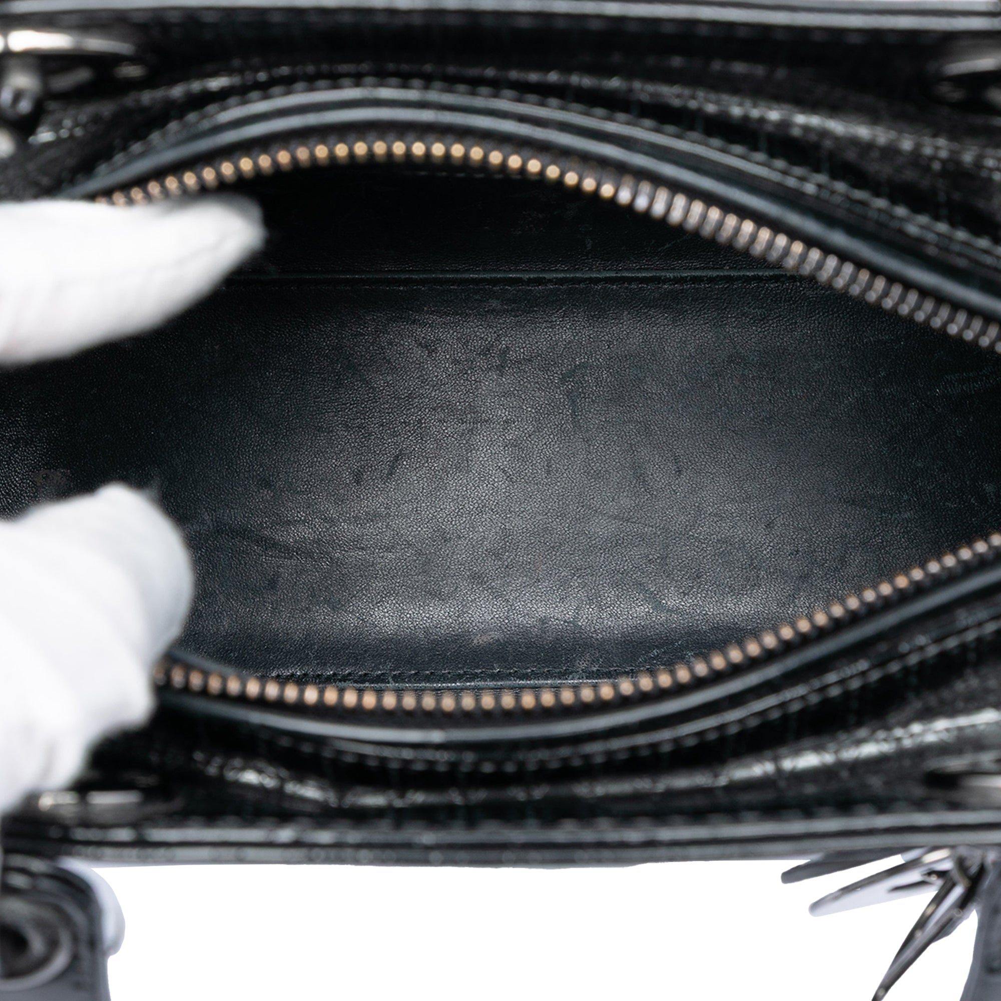 Medium Metallic Patent Microcannage Lady Dior - Image 4