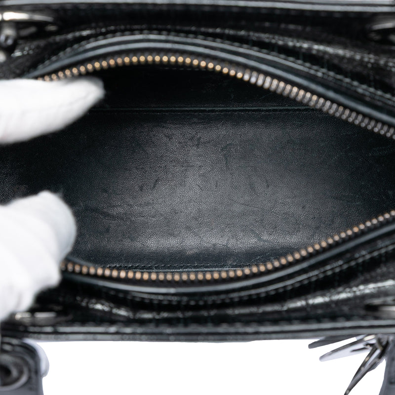 Medium Metallic Patent Microcannage Lady Dior - Image 4