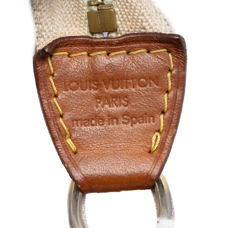 Damier Azur Pochette Accessoires - Image 5