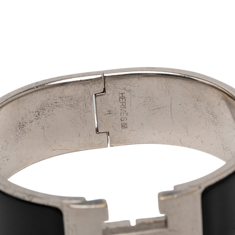 Wide Enamel Clic Clac H Bracelet PM - Image 4