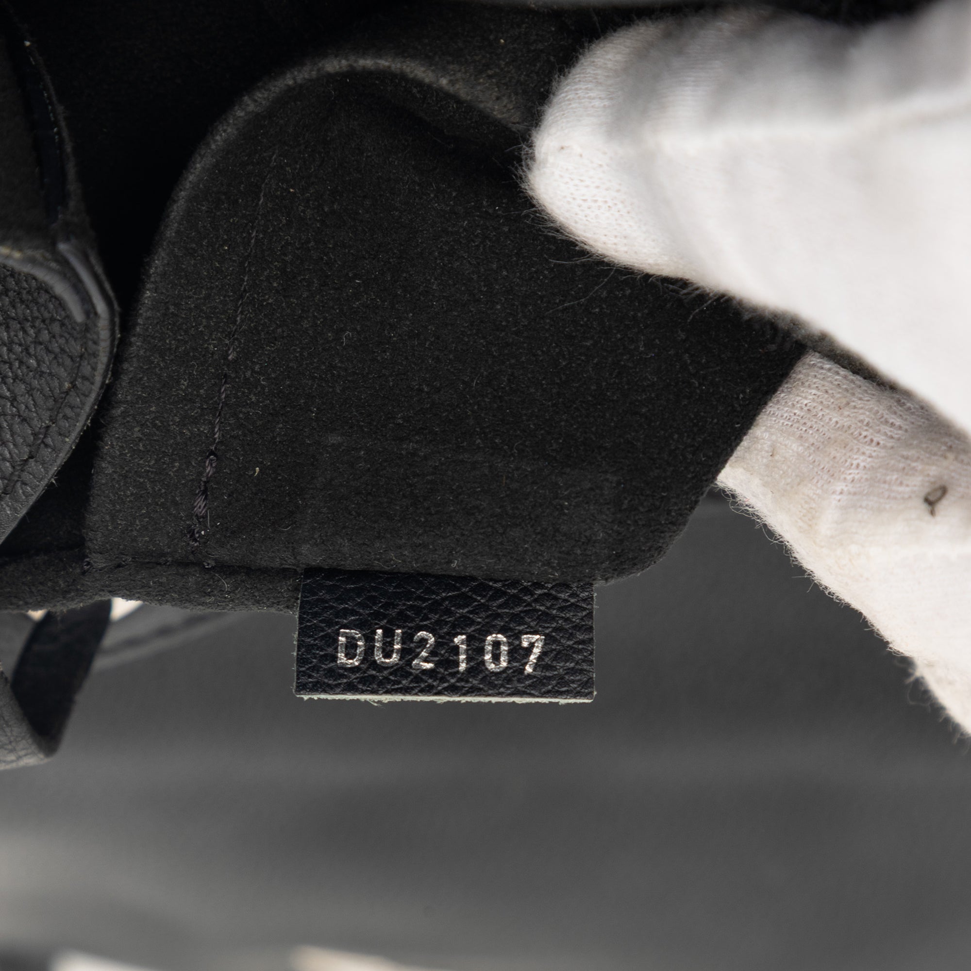 Taurillon Lockme Backpack - Image 6