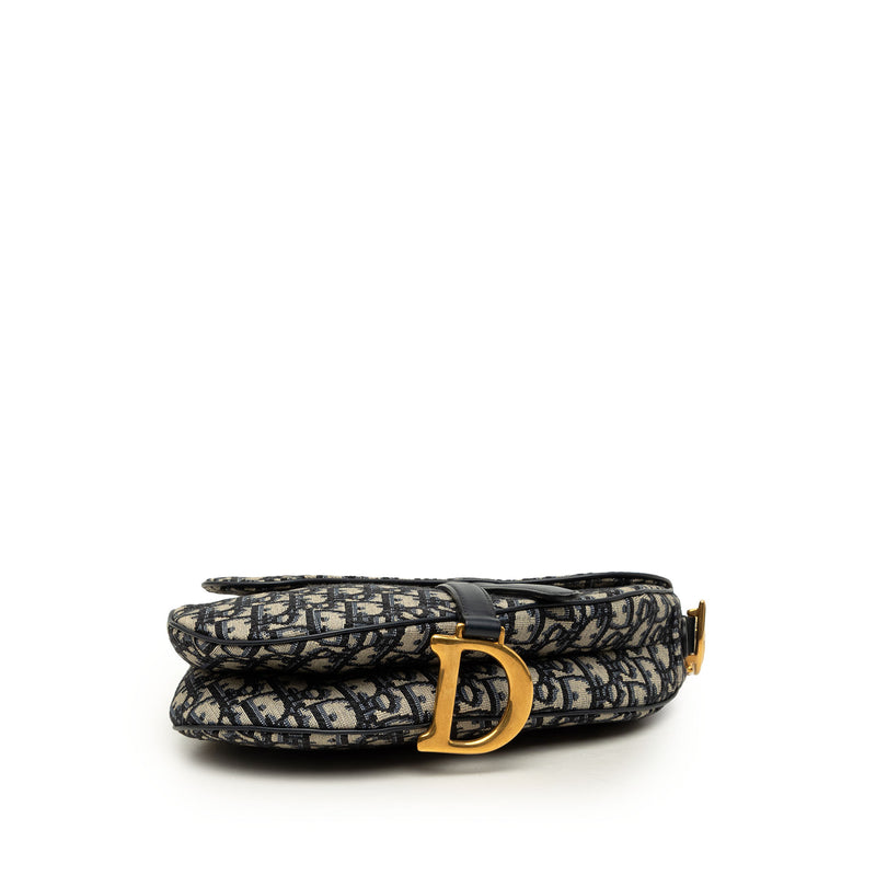 Oblique Canvas Saddle Bag - Image 3