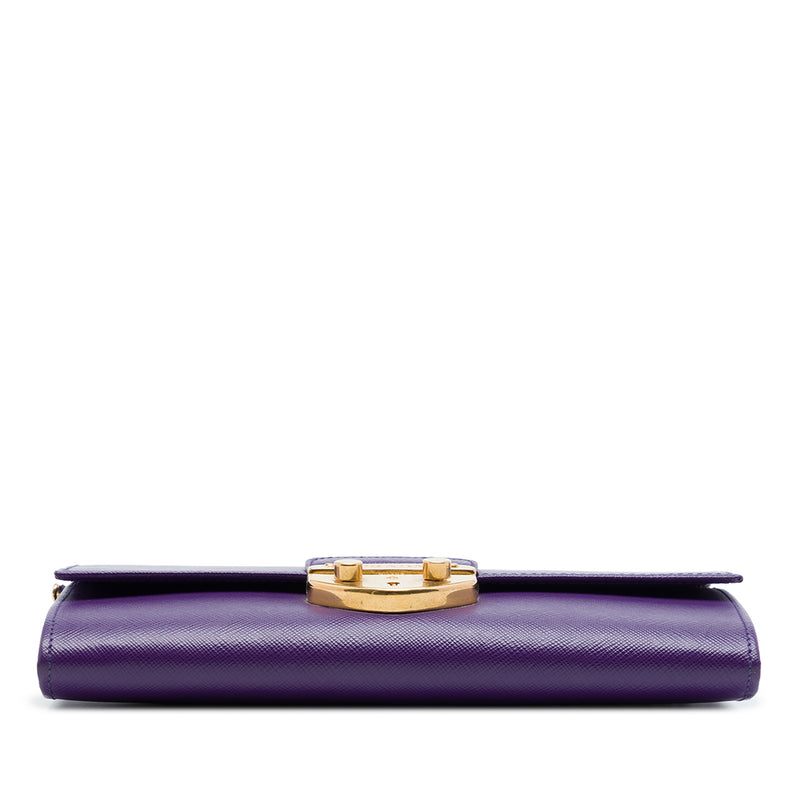 Saffiano Sound Lock Wallet on Chain - Image 3