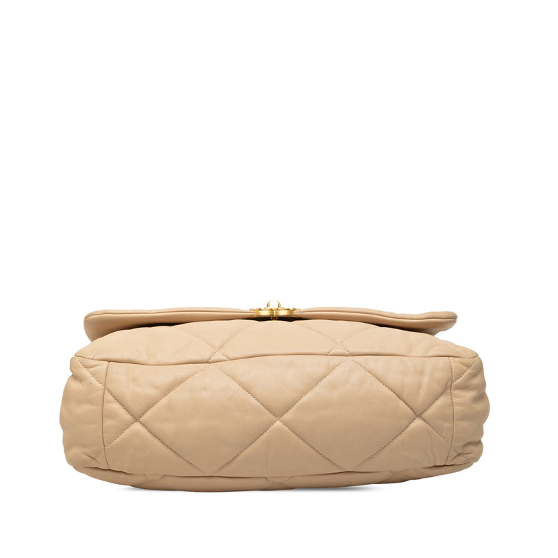 Maxi Lambskin 19 Flap - Image 3