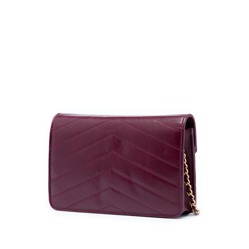 Chevron Calfskin Medal Wallet On Chain - Image 2