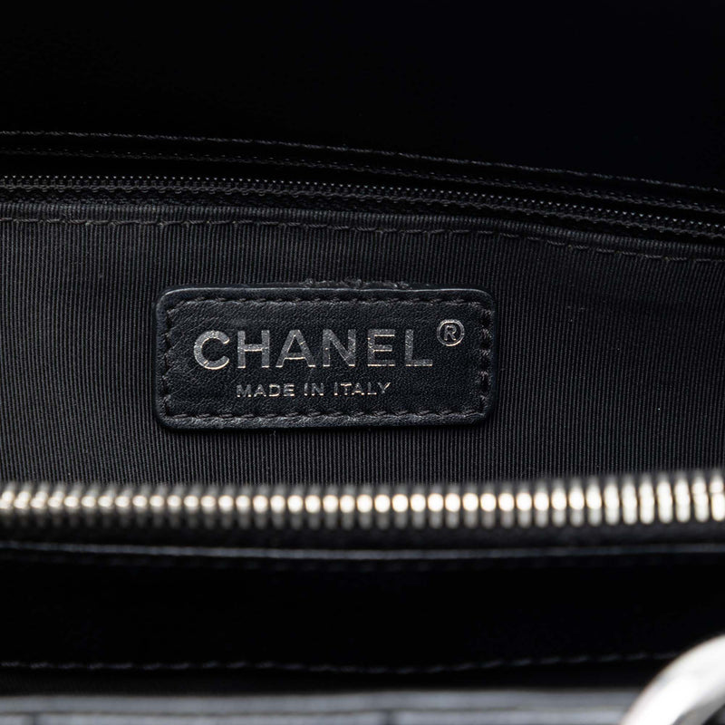 Caviar Grand Shopping Tote - Image 5