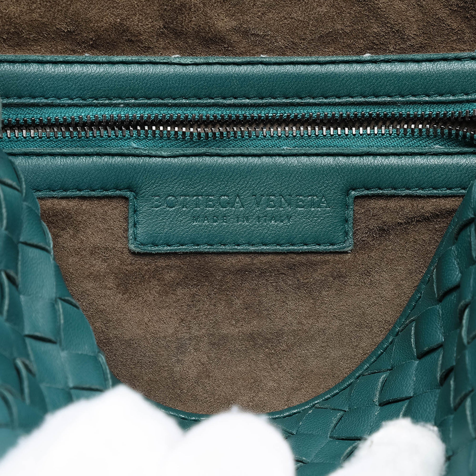 Nappa Intrecciato Nodini Crossbody - Image 5