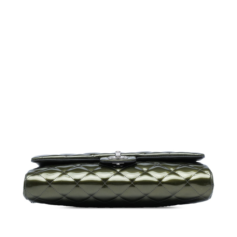 Quilted Striated Metallic Patent Clutch with Chain - Image 3