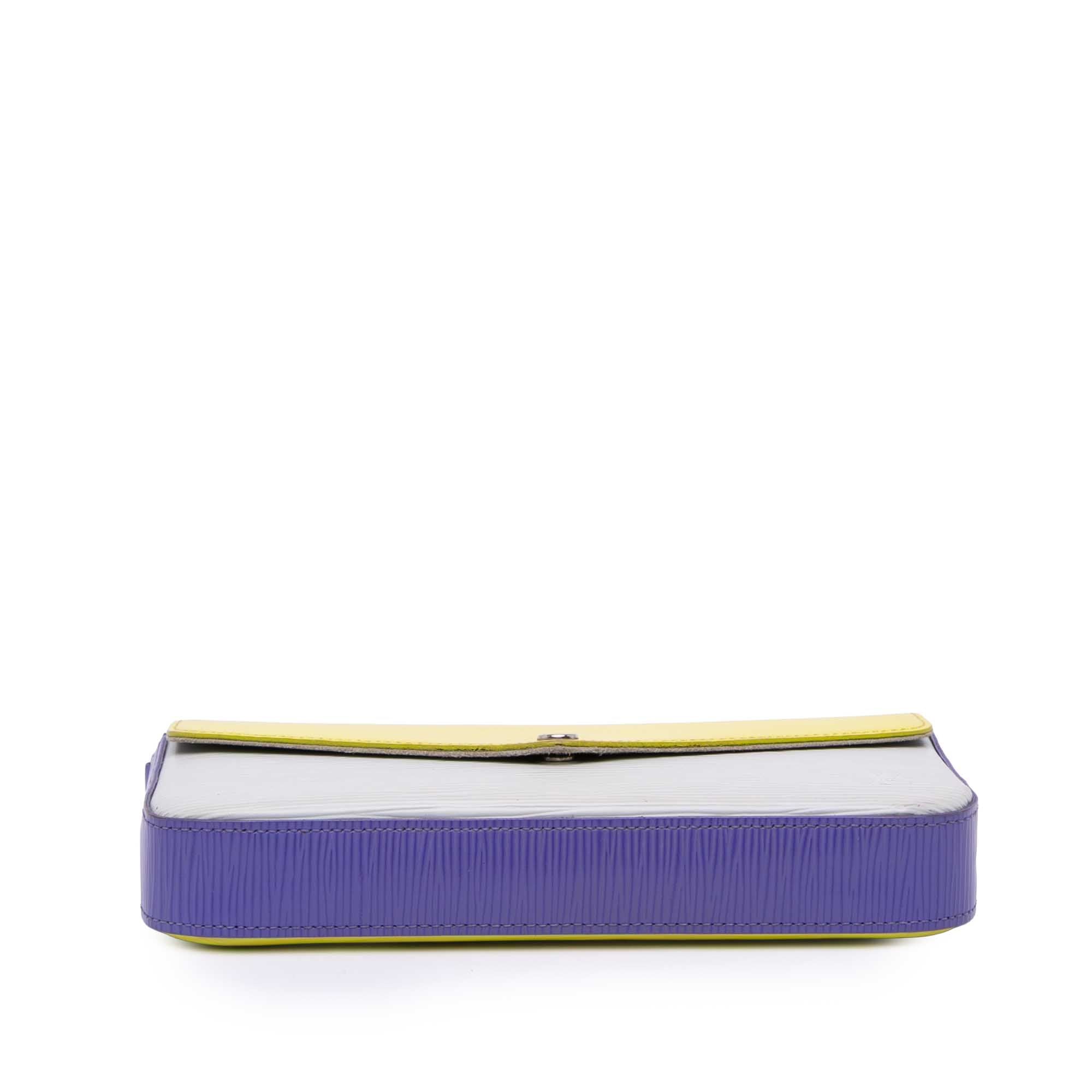 Epi Tricolor Pochette Felicie - Image 3