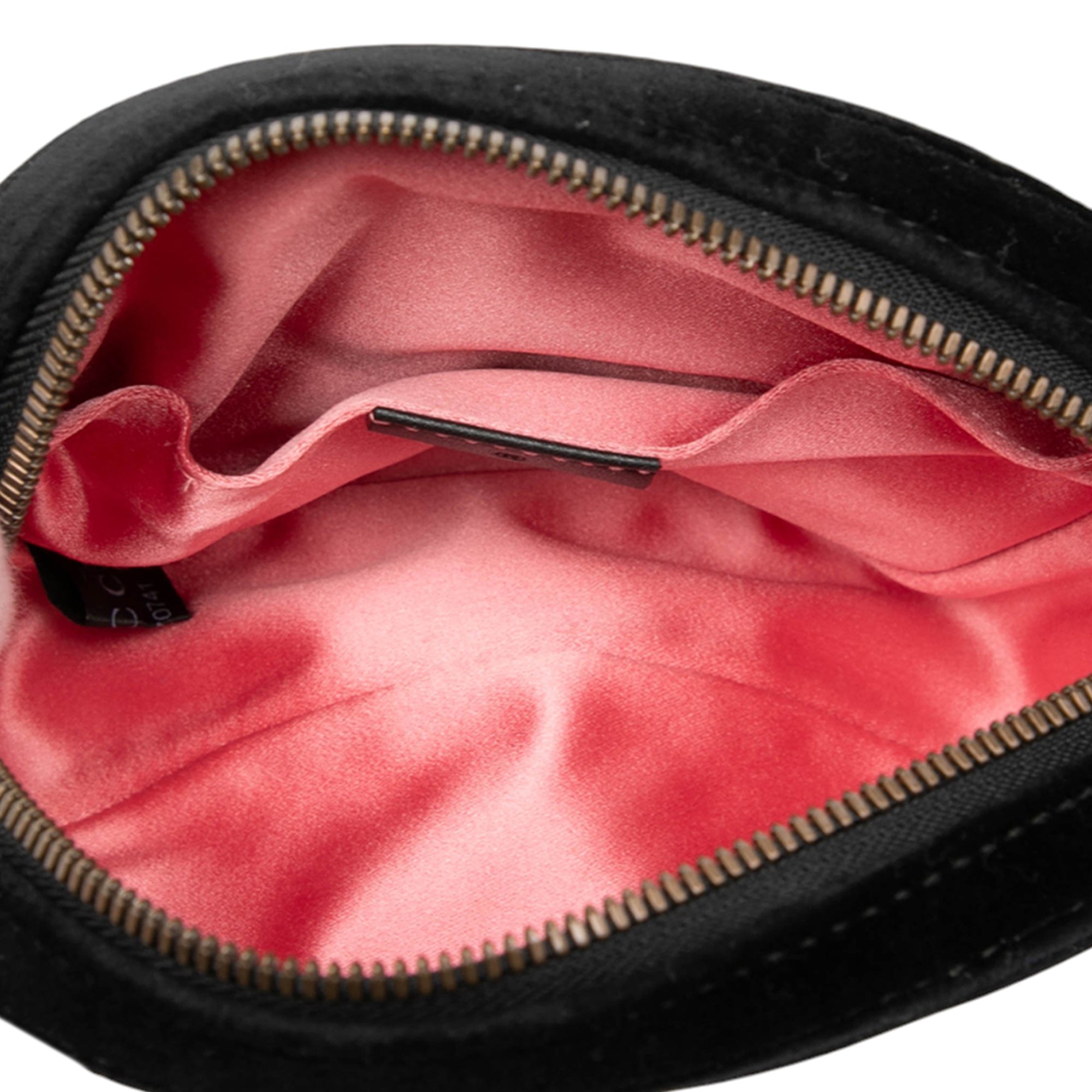 GG Marmont Matelasse Velvet Belt Bag - Image 4