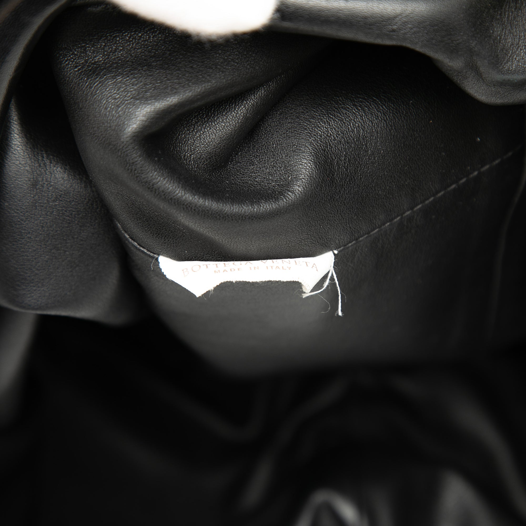 Lambskin The Pouch - Image 6
