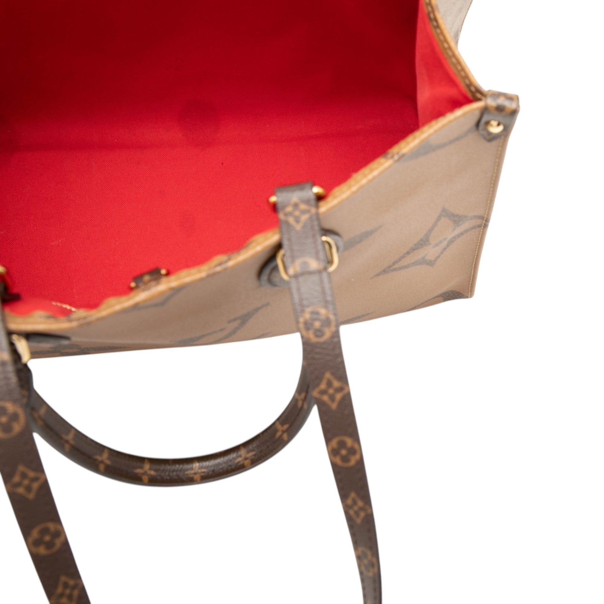 Monogram Reverse Giant OnTheGo MM - Image 7