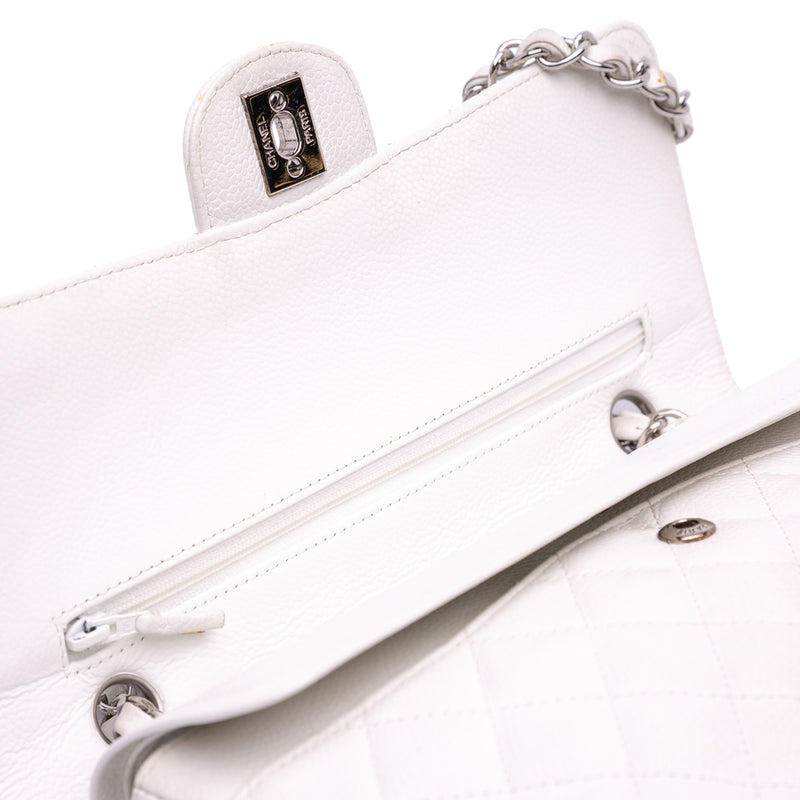 Medium Classic Caviar Double Flap - Image 7