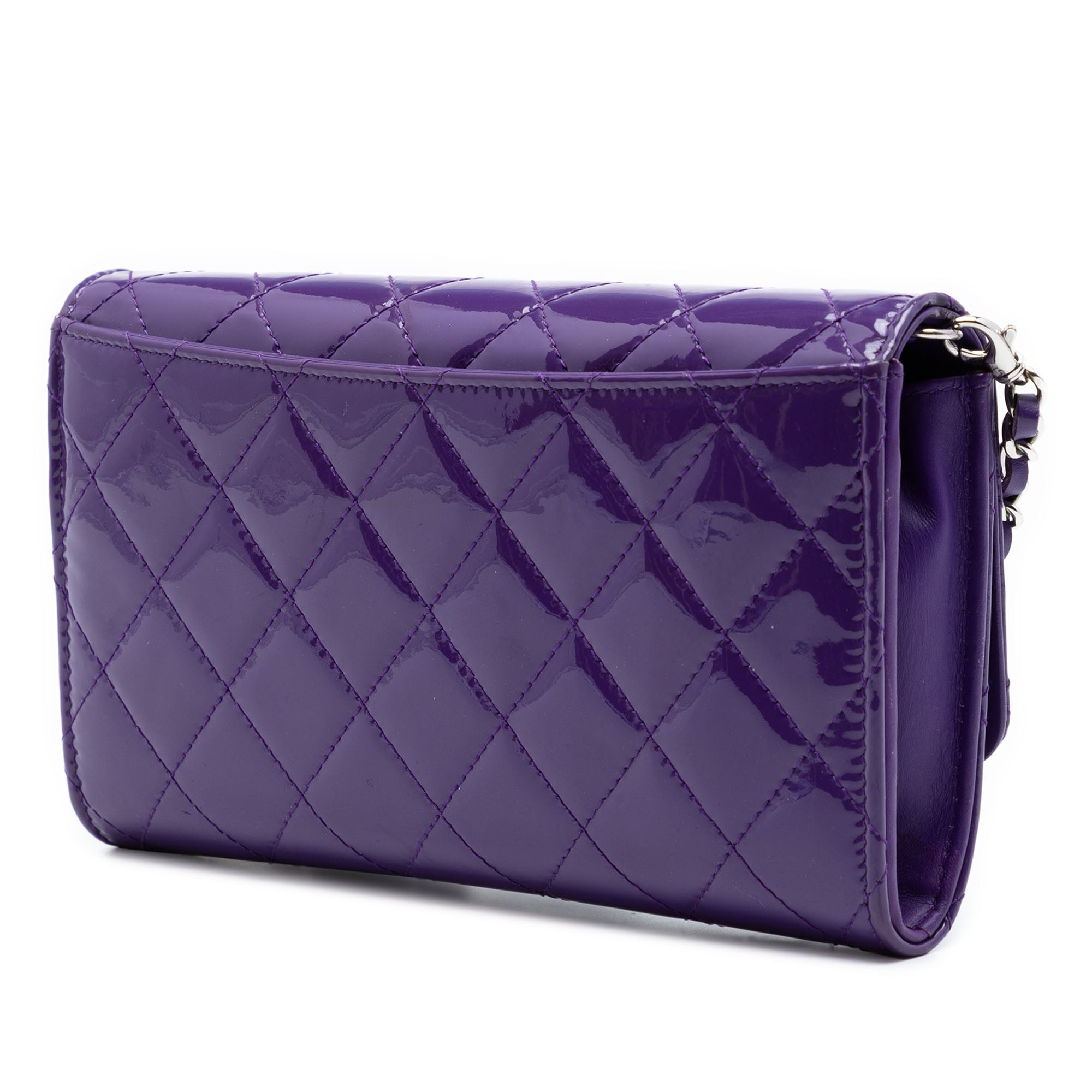 CC Quilted Patent Wallet On Chain - Image 2