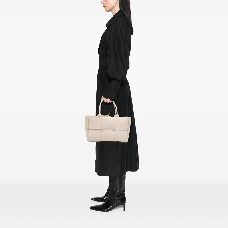 Small Nappa Maxi Intrecciato Arco Tote - Image 7