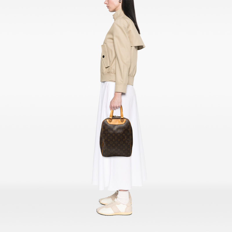 Monogram Excursion - Image 7