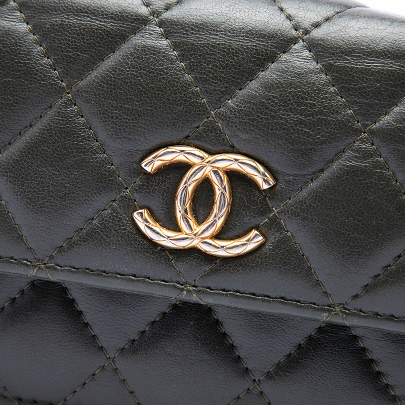 CC Quilted Lambskin Pillow Crush Flap Phone Holder with Chain - Image 5