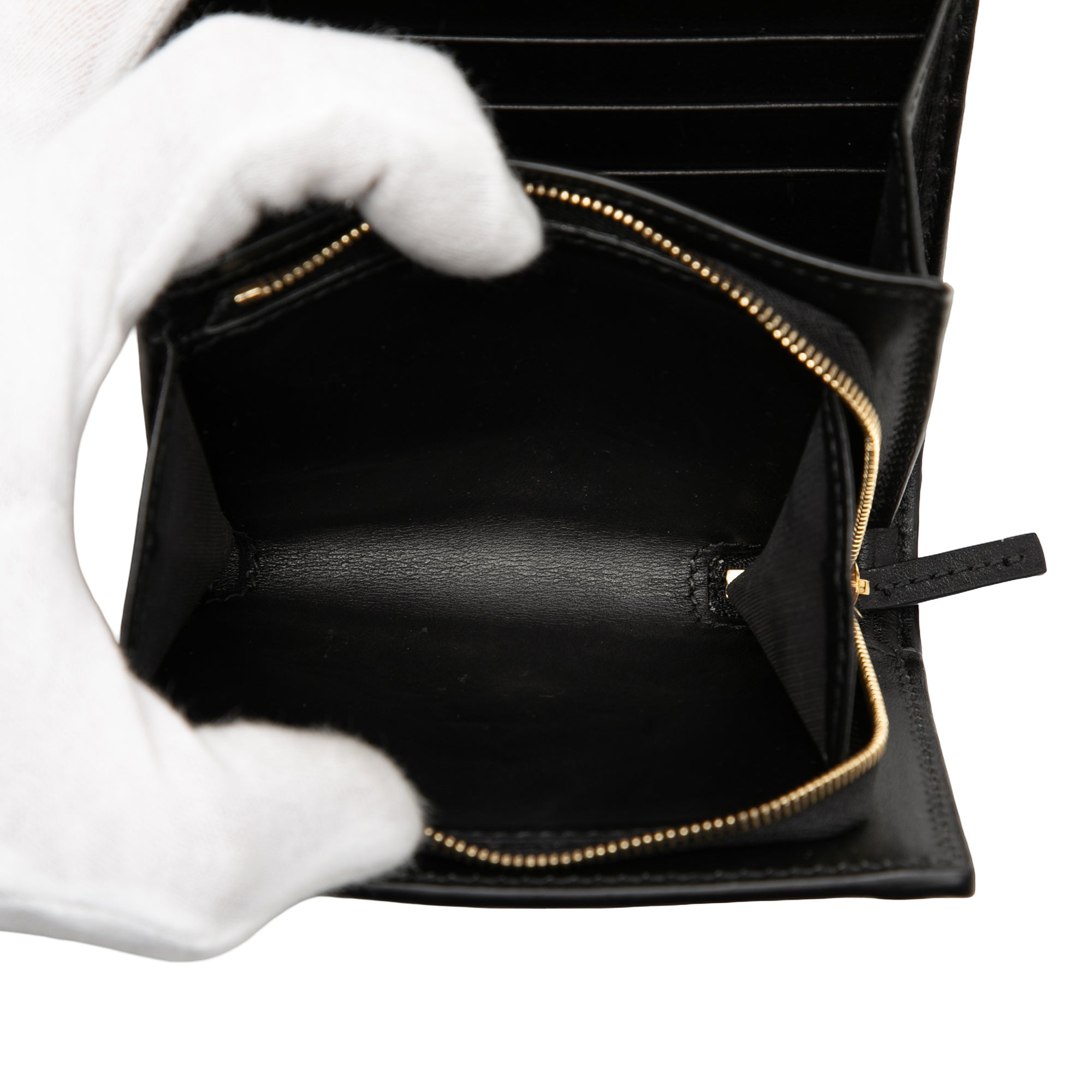 GG Matelasse Calfskin Card Case Wallet - Image 4