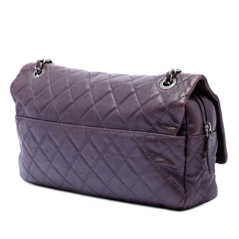 Jumbo Quilted Iridescent Caviar Easy Flap - Image 2