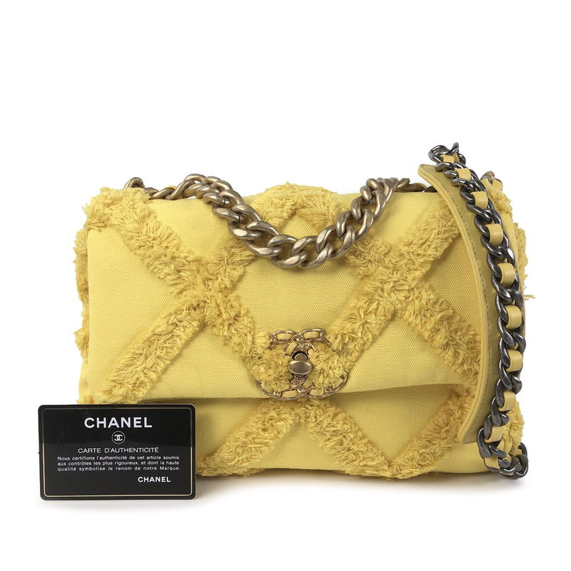 Medium Canvas 19 Flap - Image 15