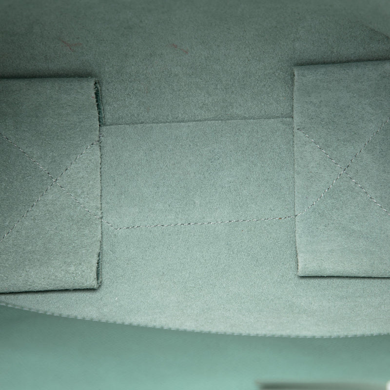 Small Grained Calfskin Vertical Cabas Tote - Image 4