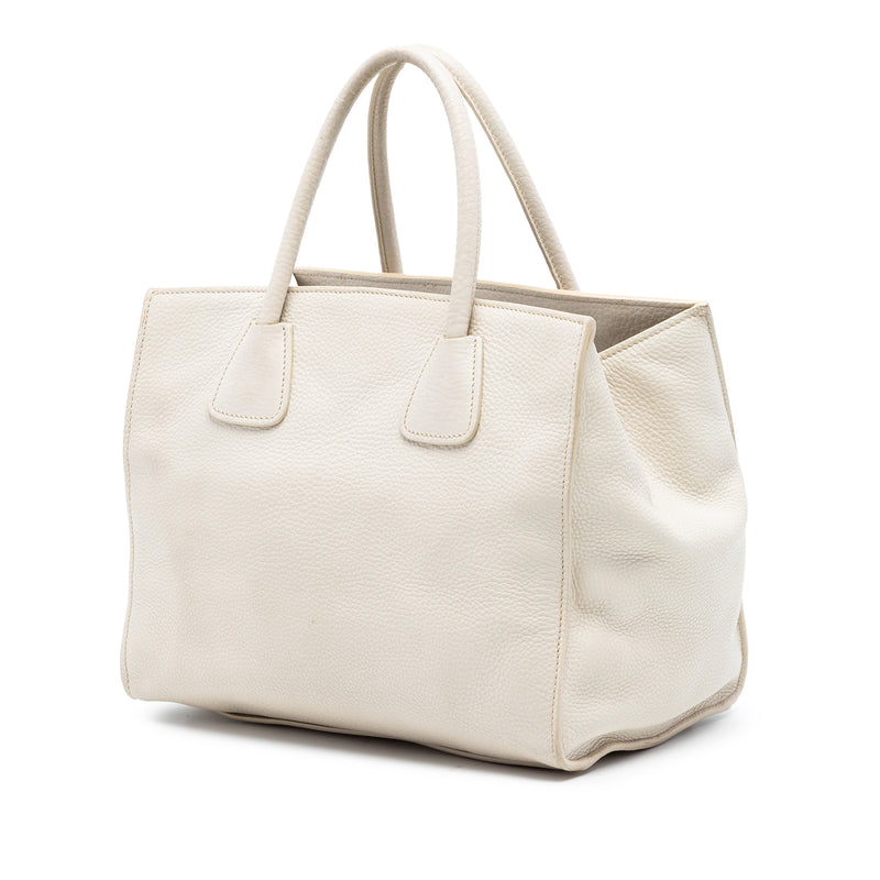Vitello Daino Front Pocket Open Convertible Tote - Image 2
