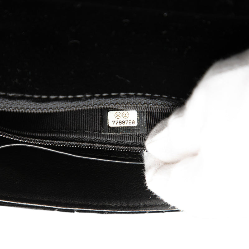 CC Quilted Velvet Chain Shoulder Bag - Image 6