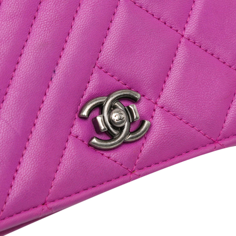 Lambskin Coco Boy Wallet On Chain - Image 8