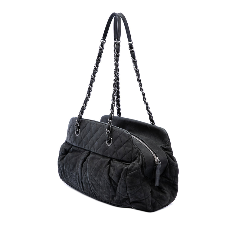 Quilted Iridescent Calfskin Chic Quilt Bowling Bag - Image 2