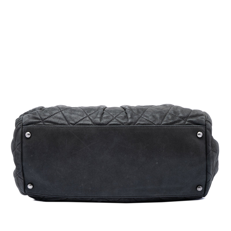 Quilted Iridescent Calfskin Chic Quilt Bowling Bag - Image 3