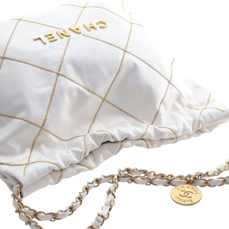Small Quilted Shiny Calfskin Chain 22 Handbag - Image 11