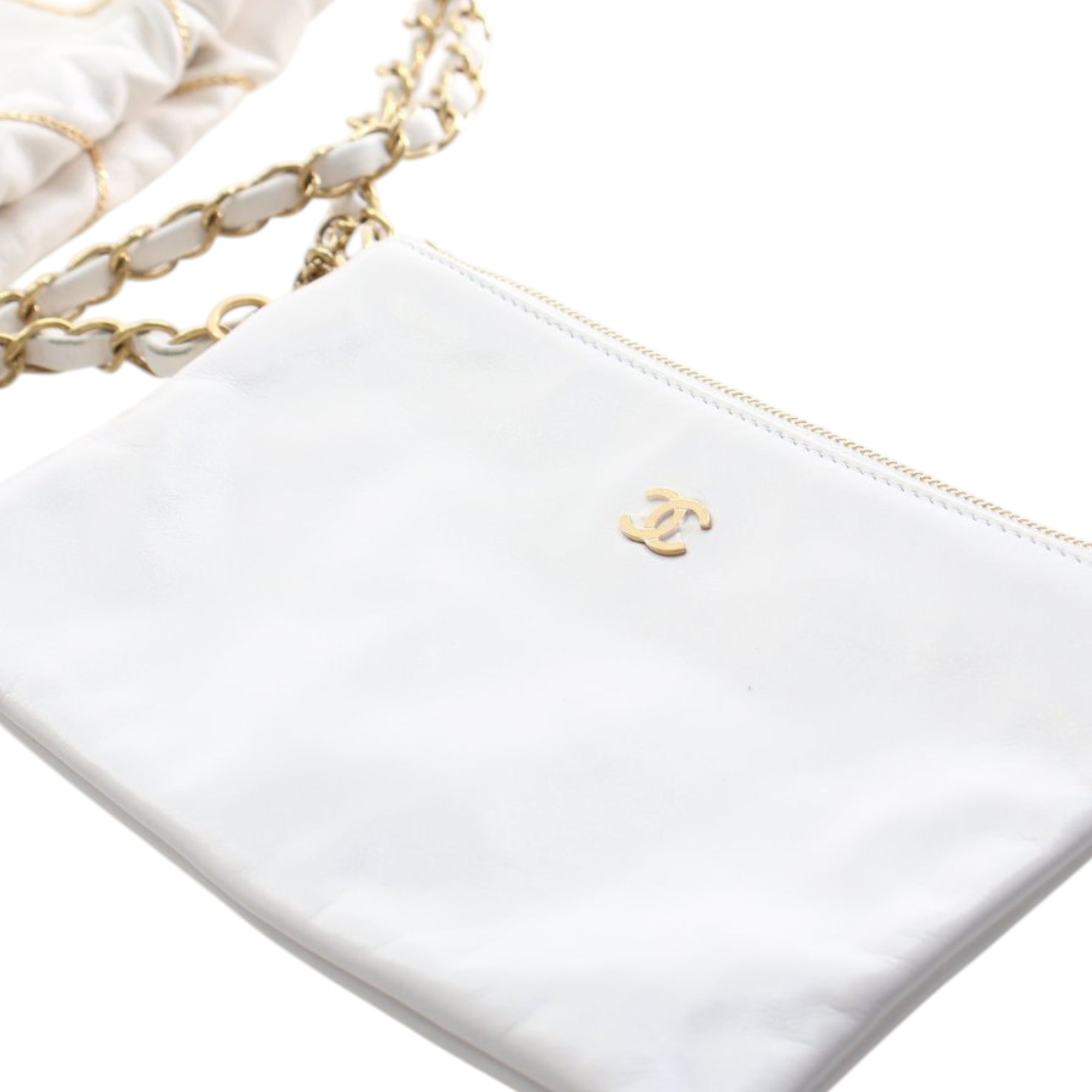 Small Quilted Shiny Calfskin Chain 22 Handbag - Image 12