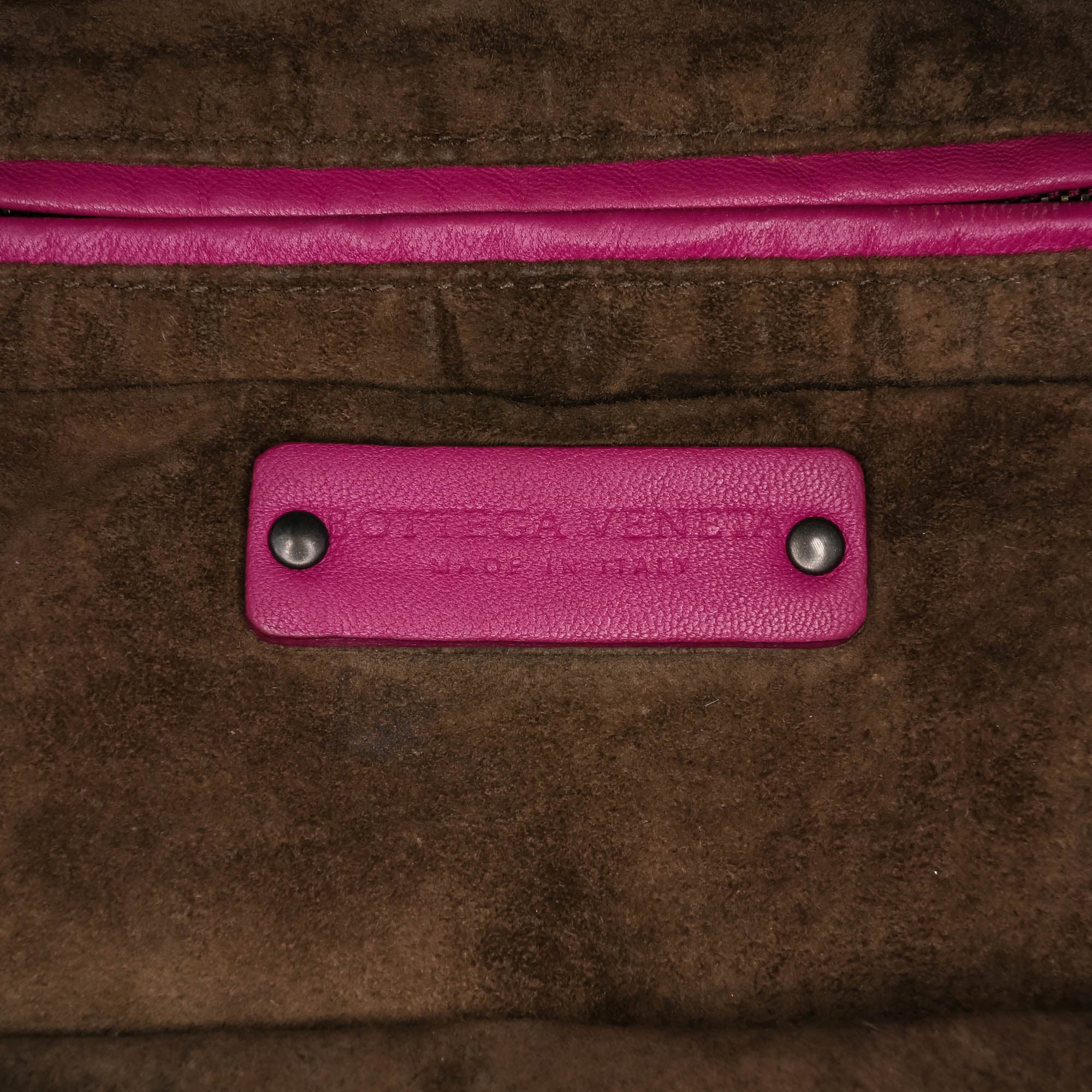 Nappa Intrecciato Cube Crossbody - Image 5