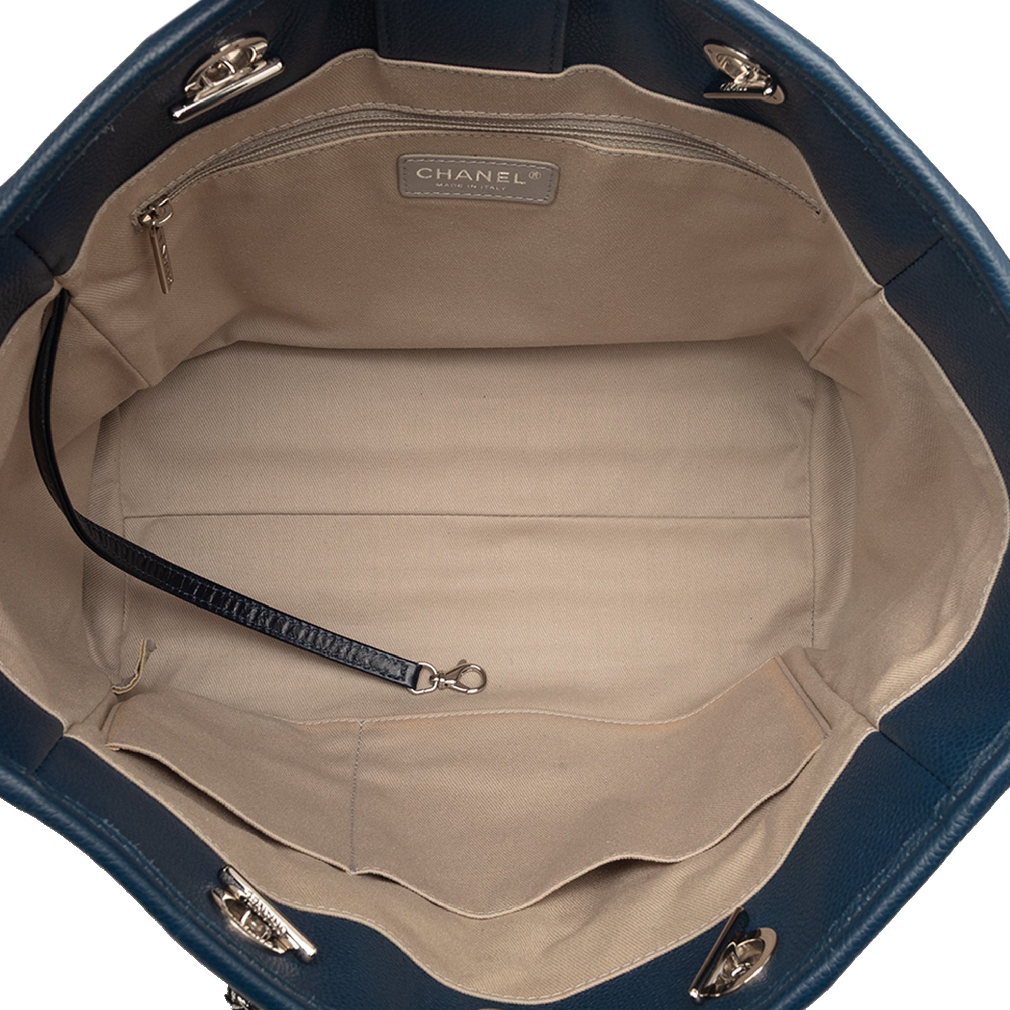 Small Glazed Calfskin Deauville Tote - Image 4