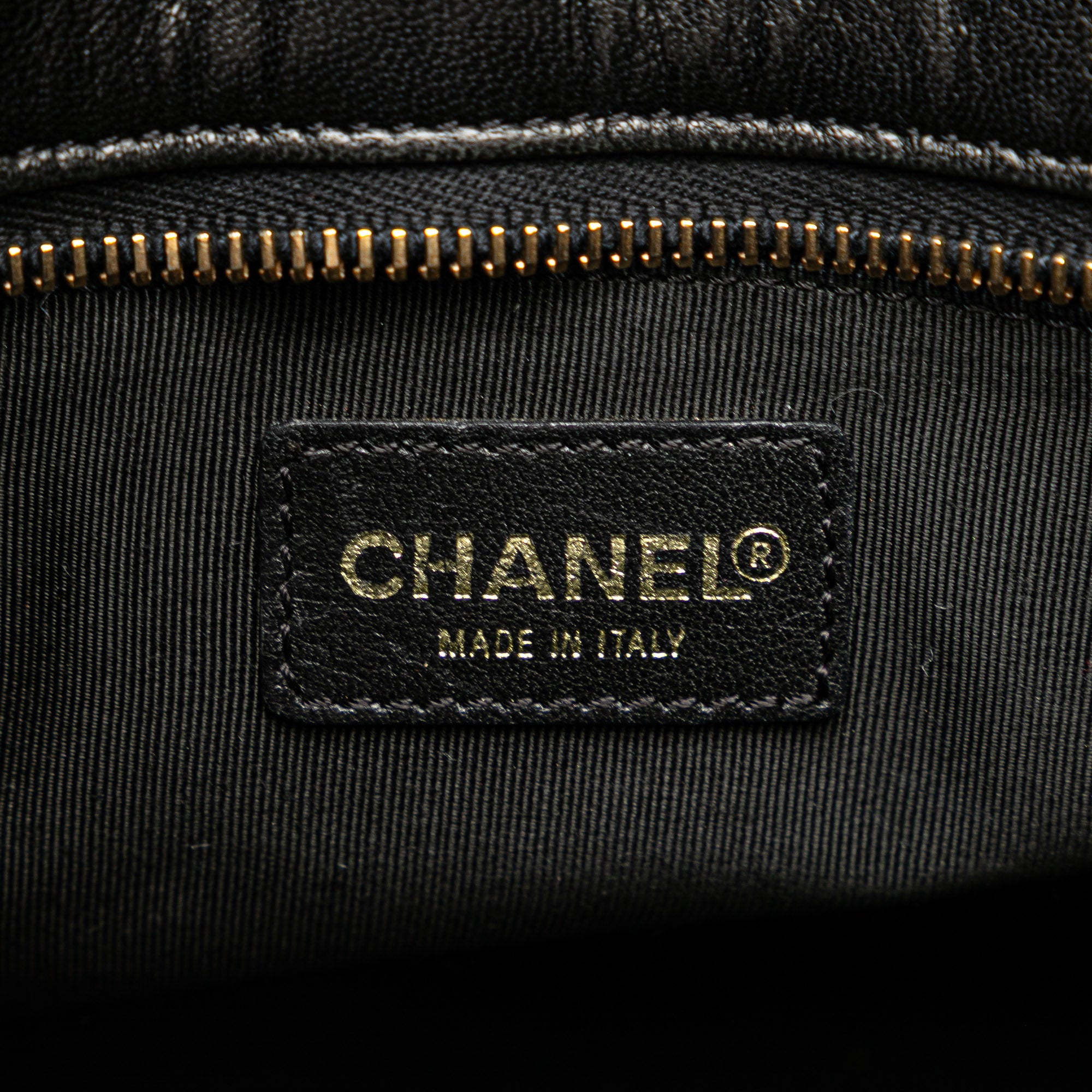 CC Choco Bar Lambskin Tote - Image 5