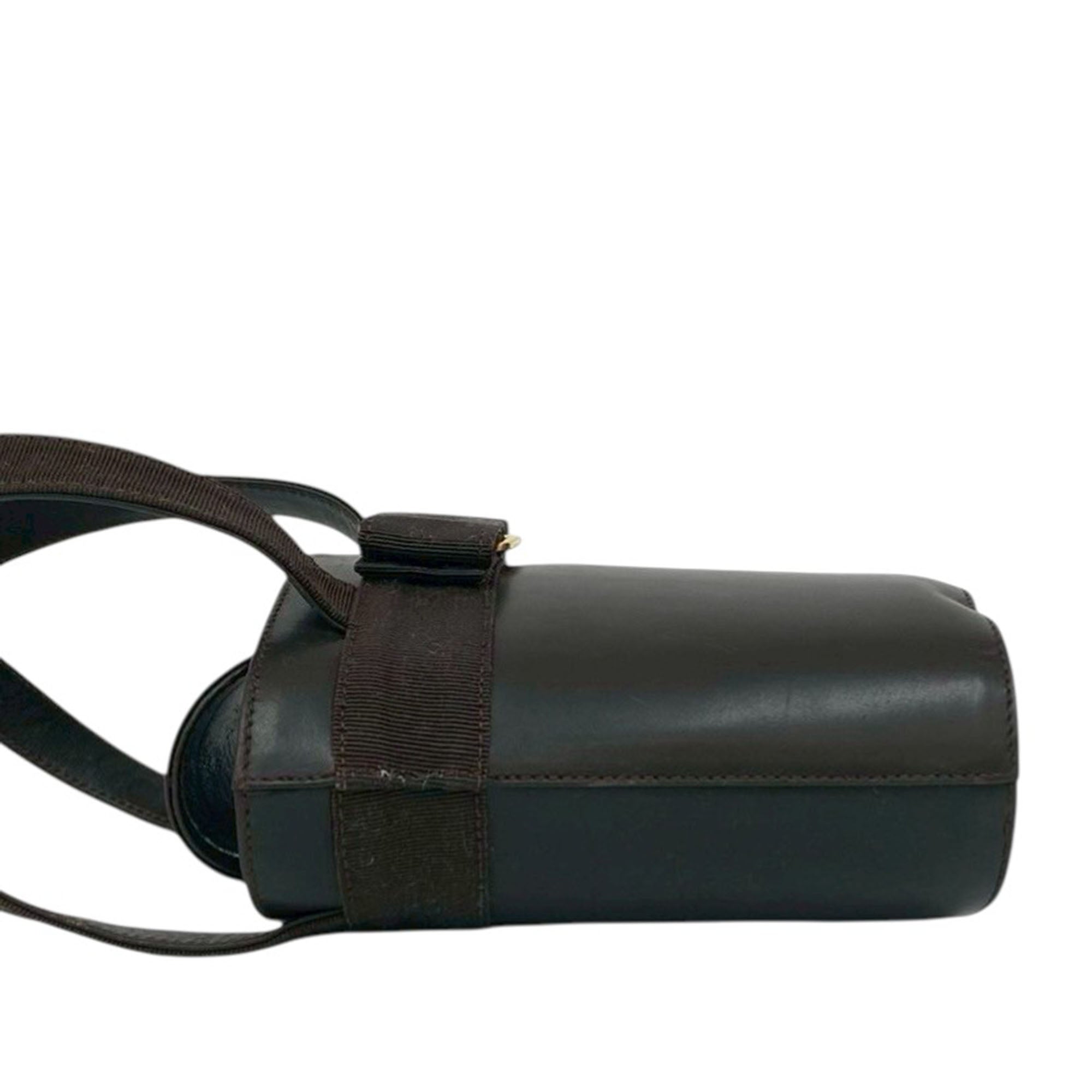 Leather Vara Bow Top Handle Bucket Bag - Image 8