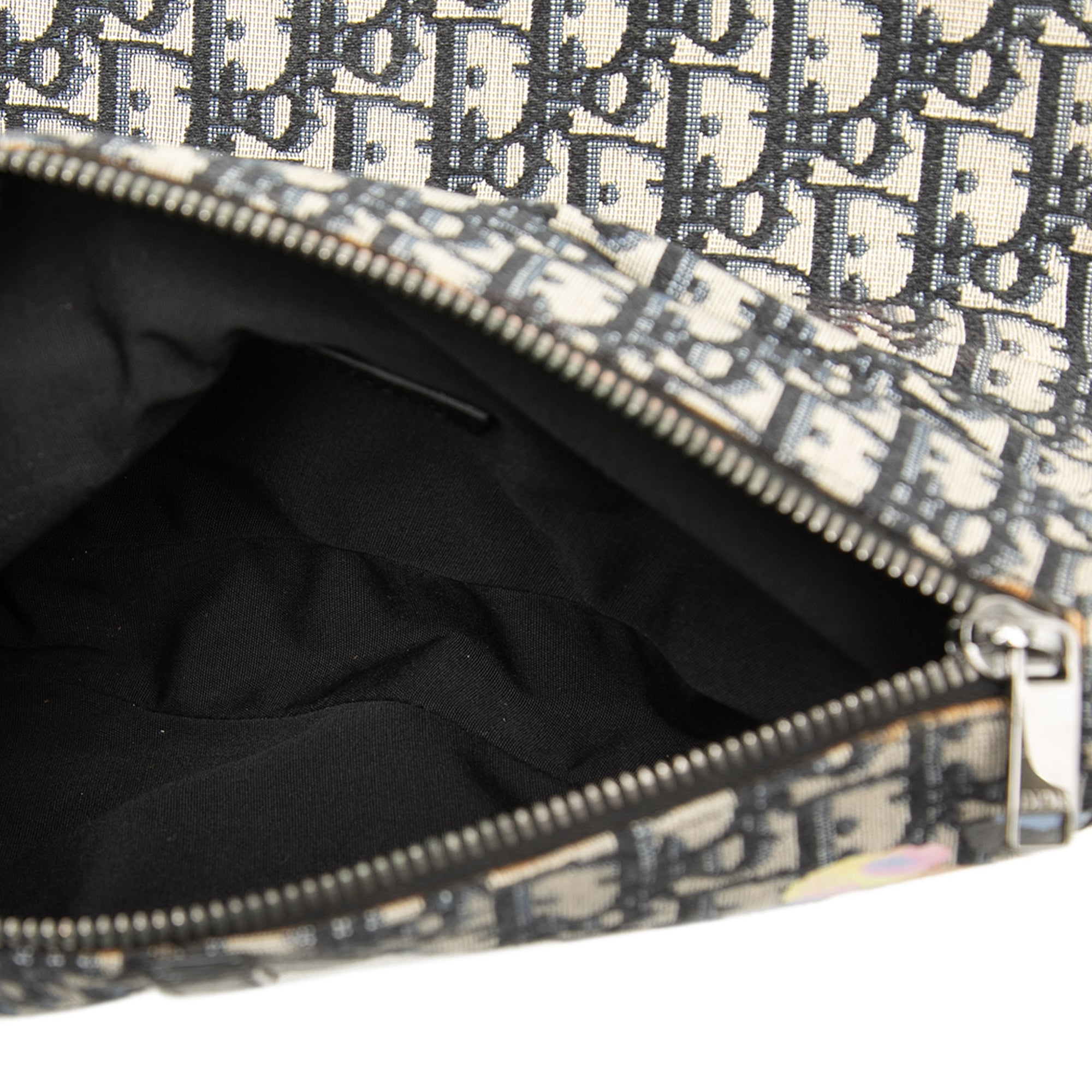 Alex Foxton Oblique Canvas Saddle Crossbody - Image 4