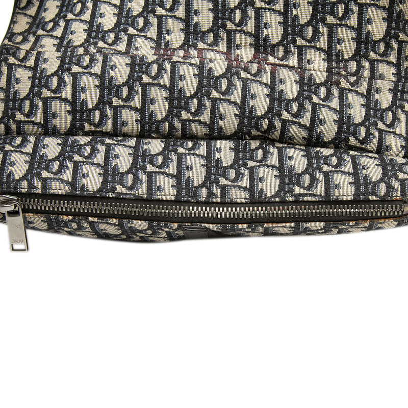 Alex Foxton Oblique Canvas Saddle Crossbody - Image 8