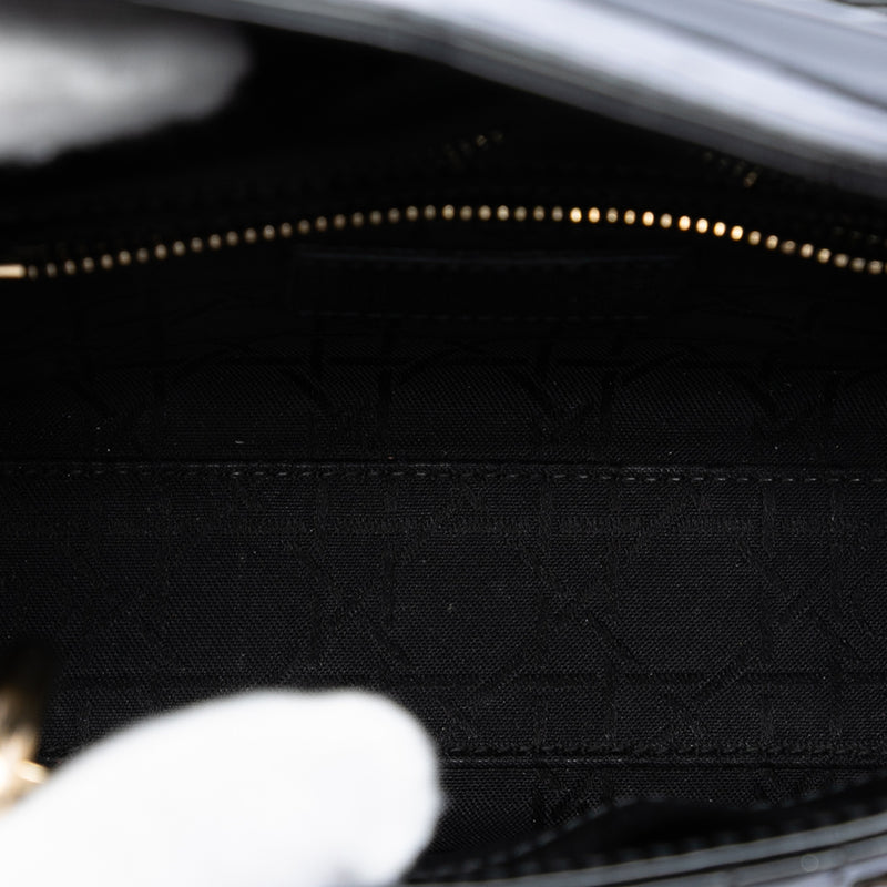 Mini Patent Cannage Lady Dior - Image 4